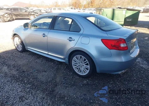 2012 Suzuki Kizashi Sport Sls z USA, uszkodzony, nr VIN JS2RF9A83C6100745